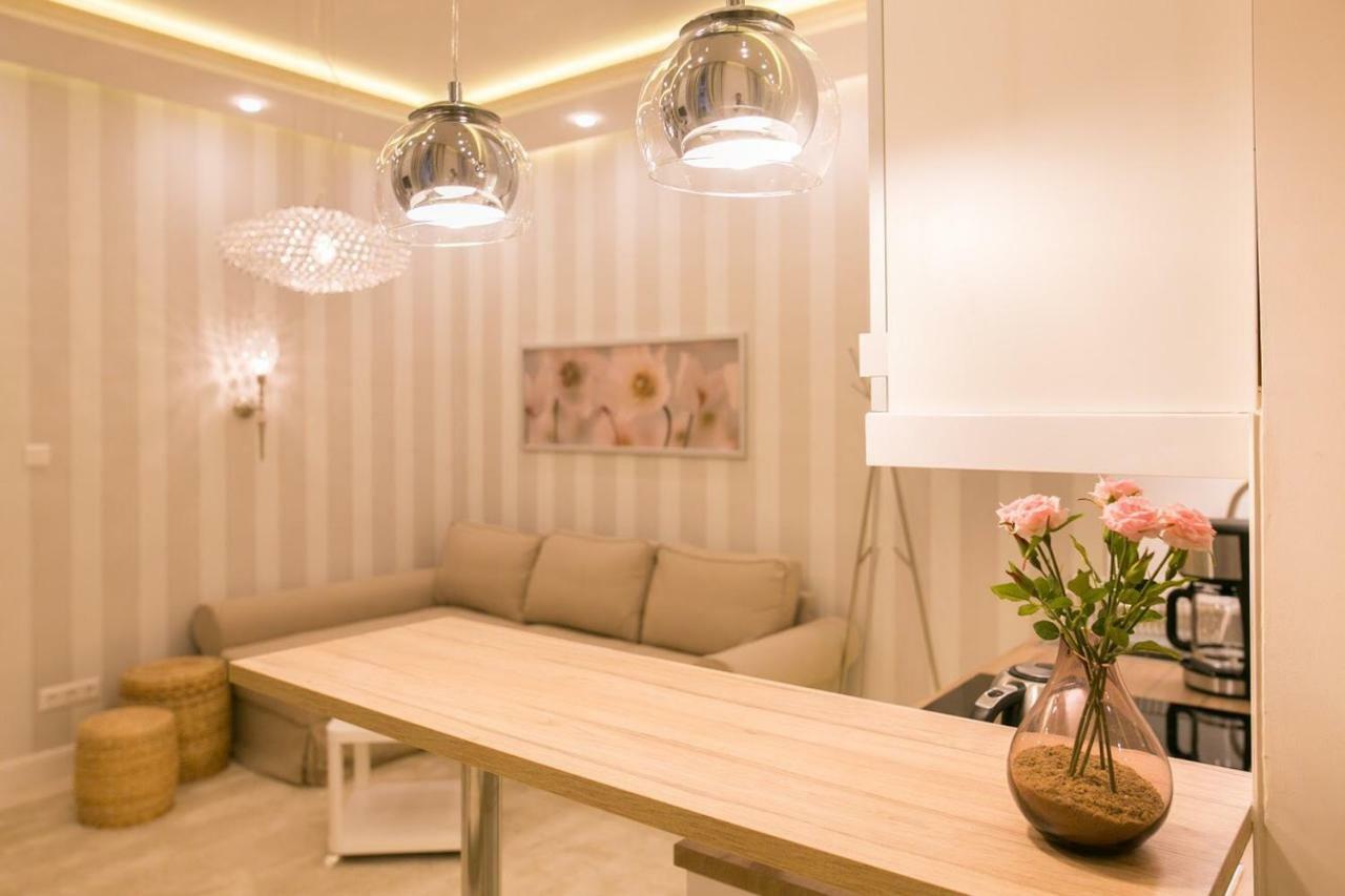 Panni Luxury Apartment Next To Gozsdu Garden Budapest Exteriör bild